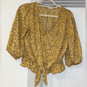 Gold Floral 3/4 Sleeve Blouse